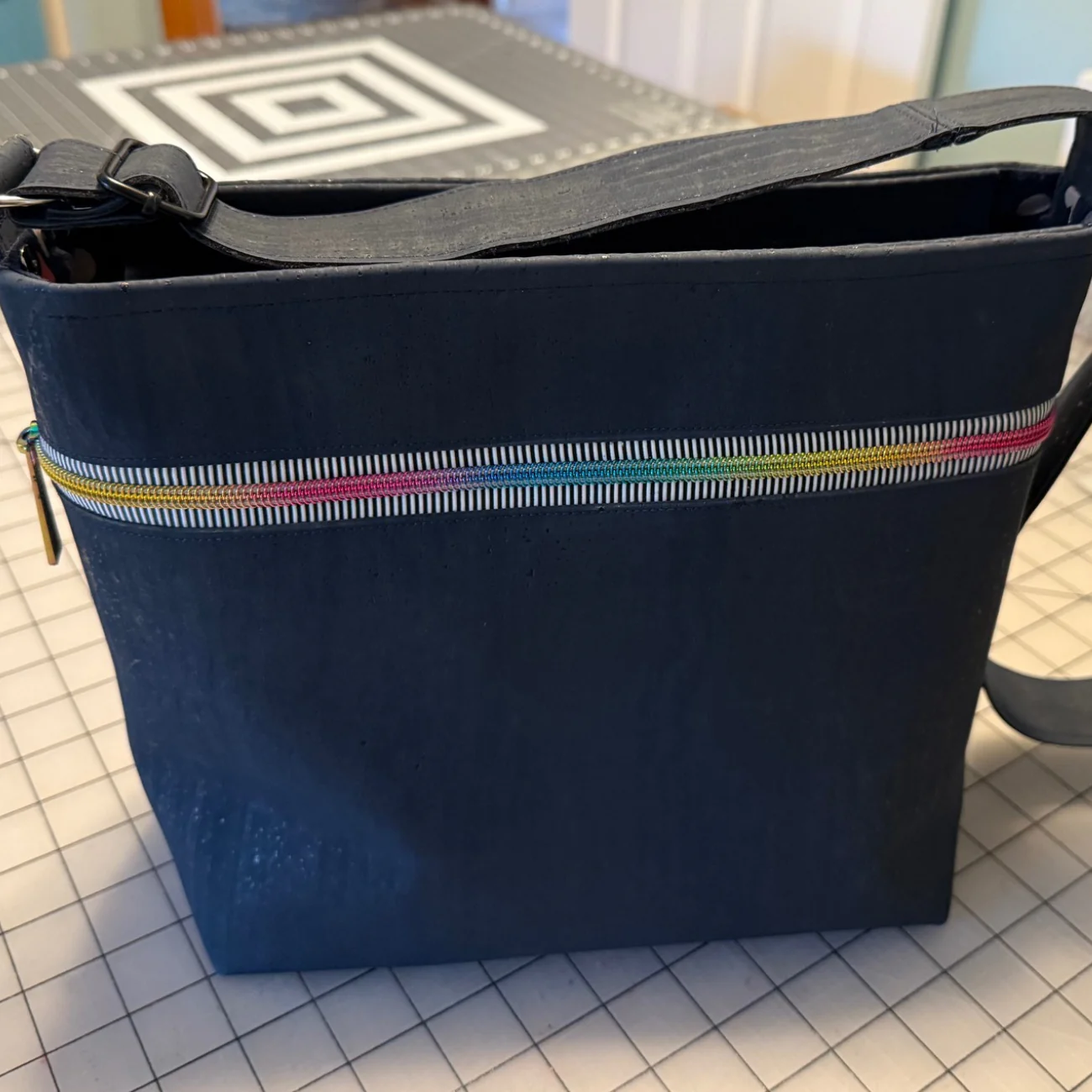 #5 Black White Stripe Zipper Pack with Rainbow Pulls - 3 Yards Continuous Zipper Tape for Bag Making - Image 4