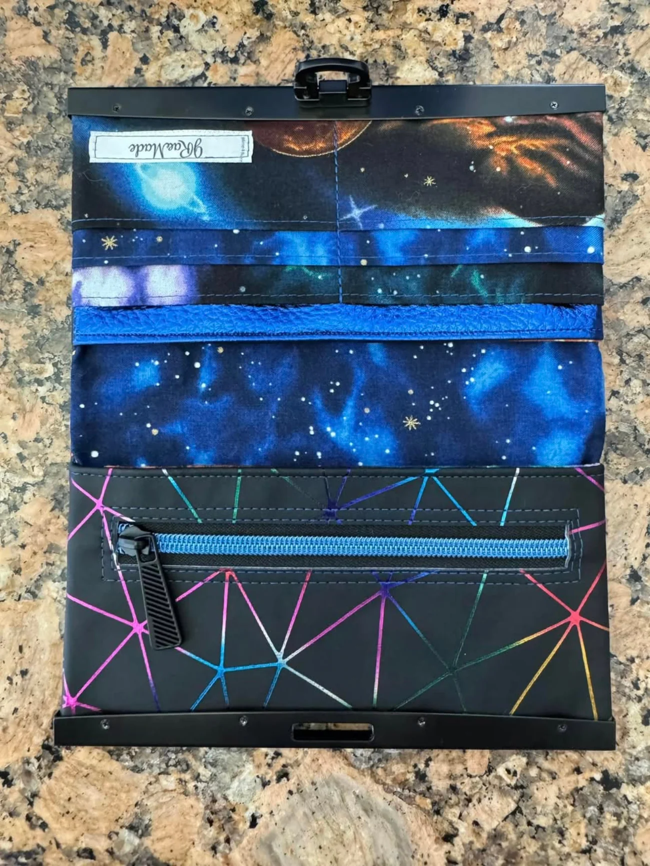 Rainbow Geometric Vinyl Black - Image 5